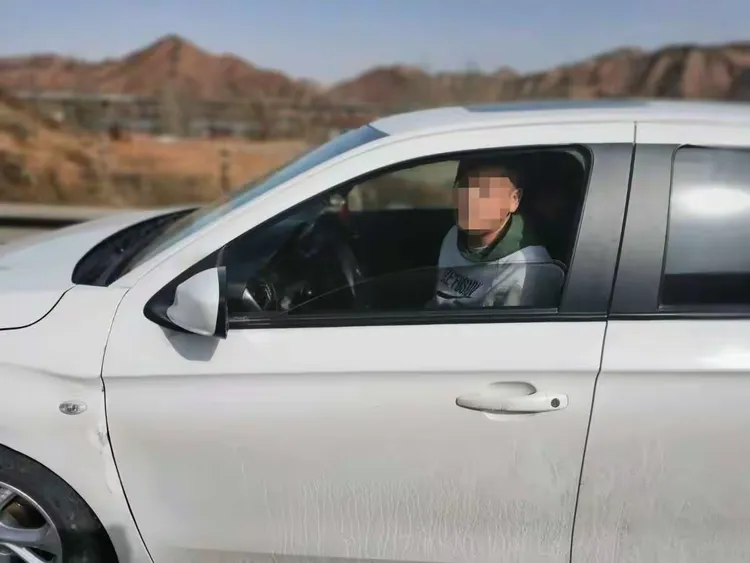 开车在高速经过疫情地区(开车在高速经过疫情地区会怎么样)-第3张图片